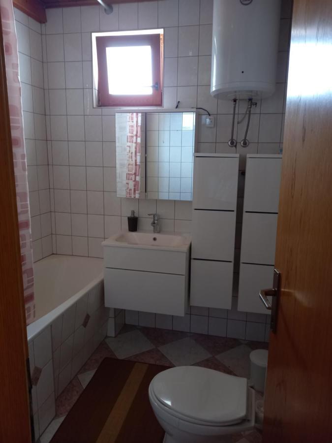 Apartmani Leko Mirjana Башка-Вода Екстер'єр фото