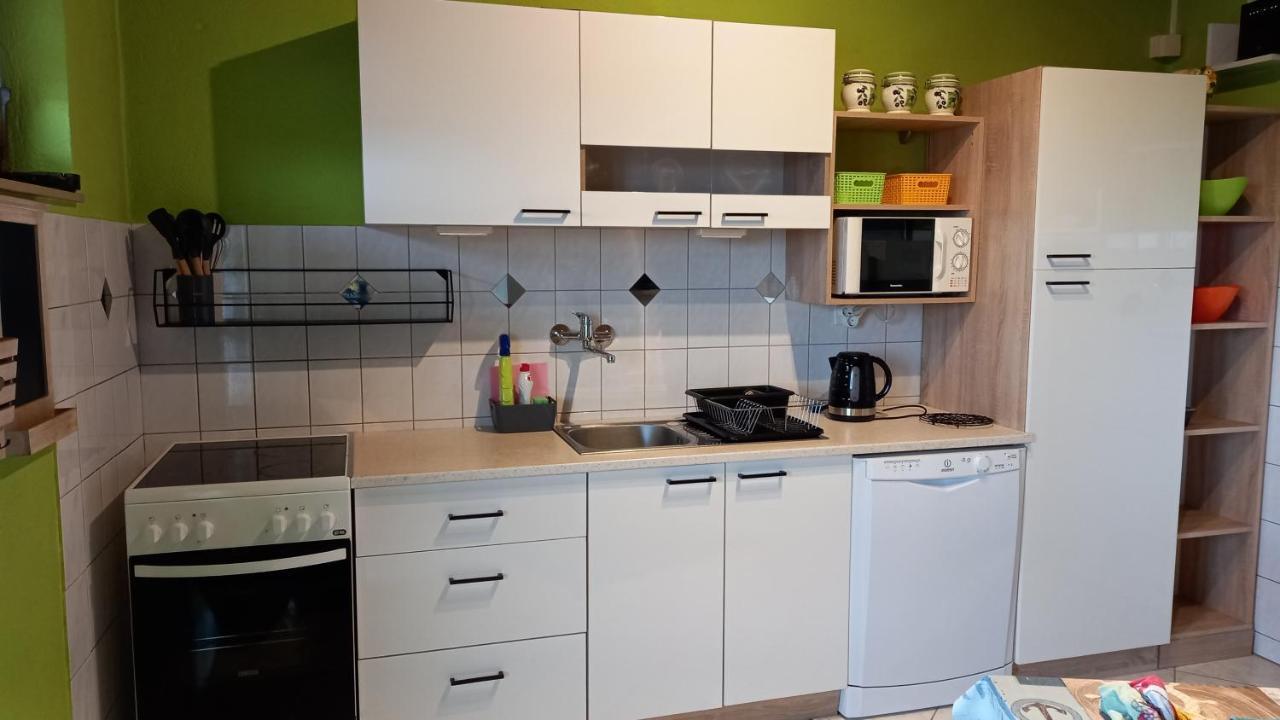 Apartmani Leko Mirjana Башка-Вода Екстер'єр фото