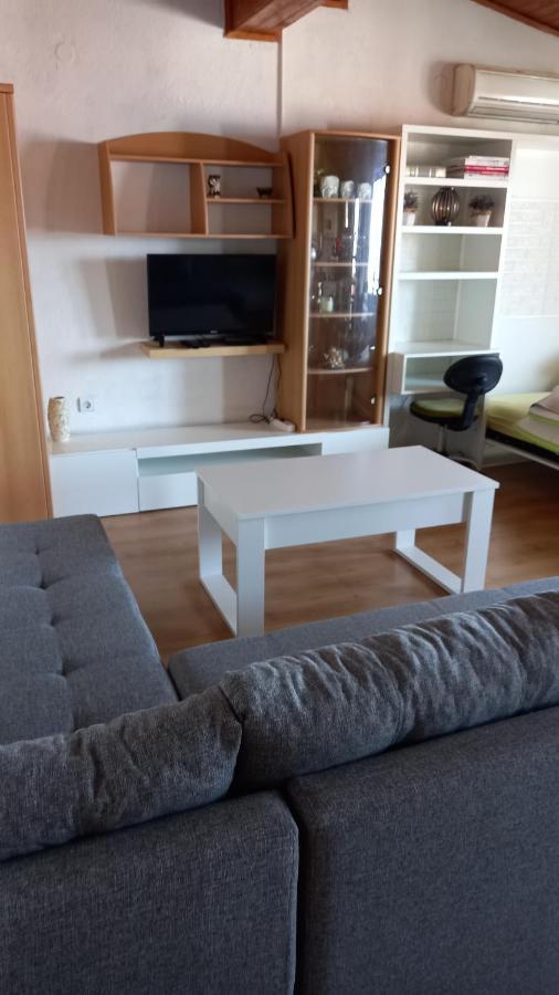 Apartmani Leko Mirjana Башка-Вода Екстер'єр фото